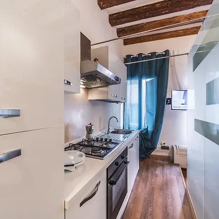Casa Degli Angeli, Free Wi-fi Near San Marco Апартаменты Венеция